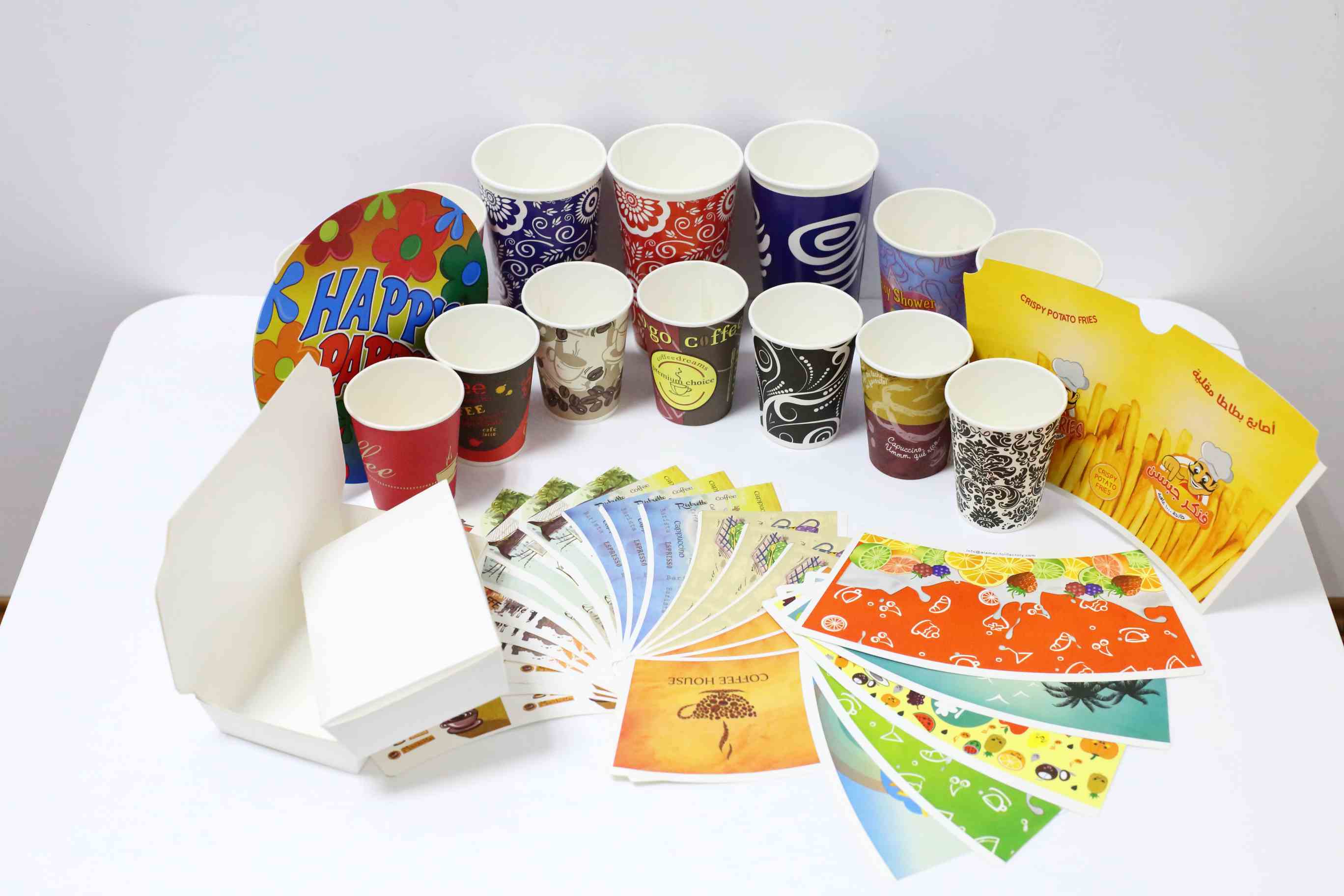 Cómo trabajar con los fabricantes de papel para vasos adecuados en 2026
